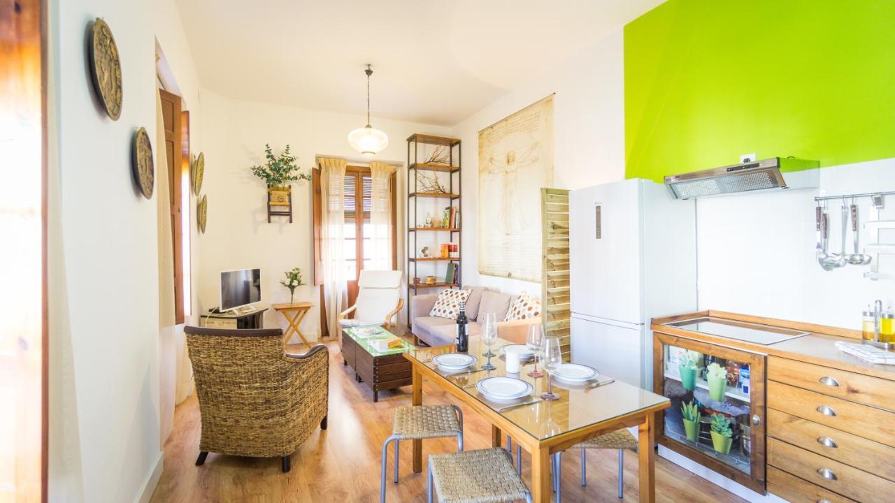 Acogedor Apartamento En Pleno Centro De Sevilla المظهر الخارجي الصورة